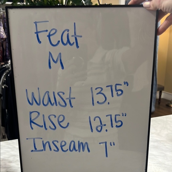 FEAT Men’s Standard Short in Black Size M - Picture 8 of 14